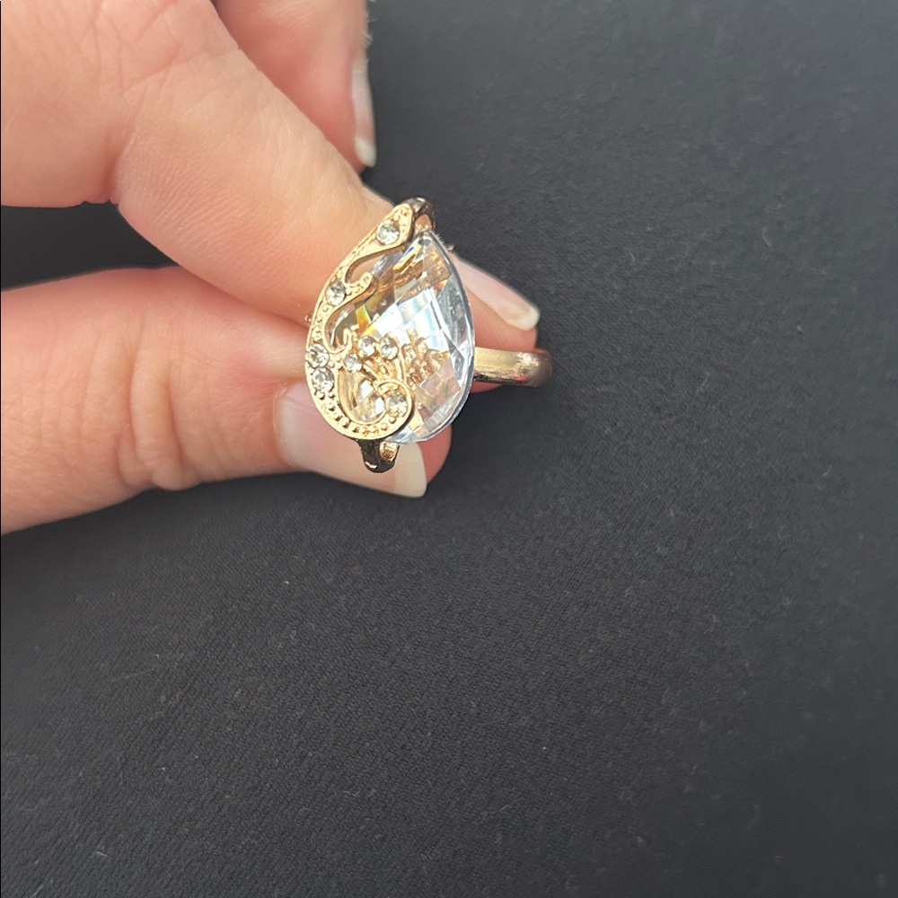Wrist Watches and jewelry set - Picture 2 of 11